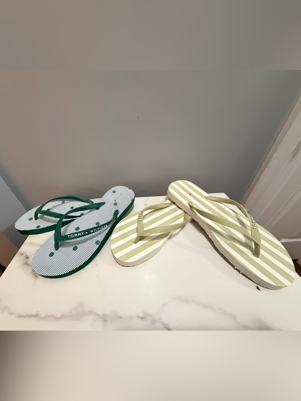 Tommy Hilfiger flip flops (set of 2) Dark Green flip flops & Light Olive Striped